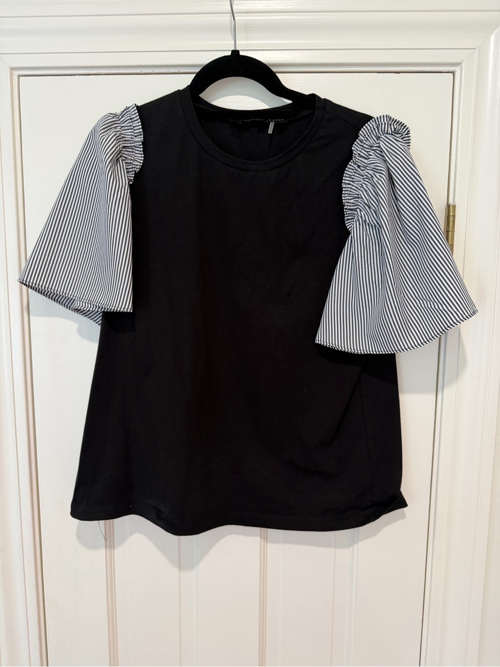 English Factory Black Crewneck Top Size M